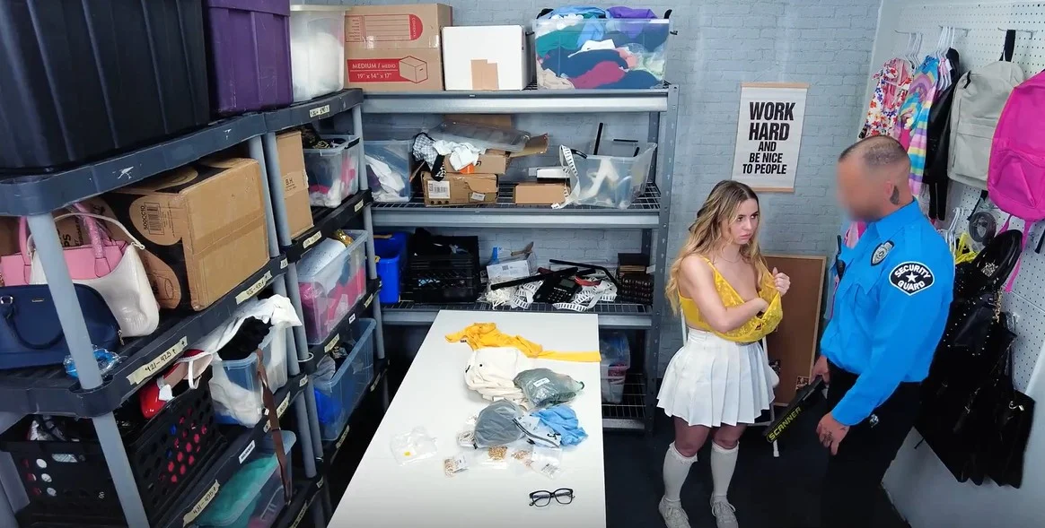 Shoplyfter - Aria Banks - Case No. 8003680 - Bra Stuffing Brat 1080p